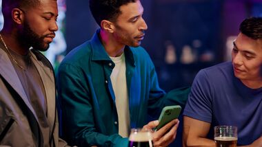 Friends at a bar